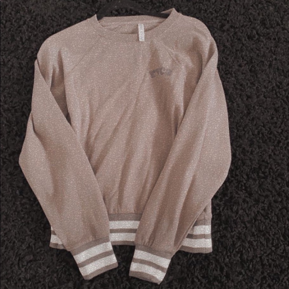 RVCA grey long sleeve top